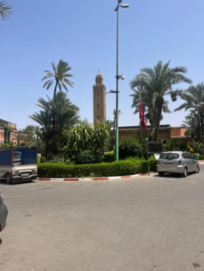 Riad Kinane Romann